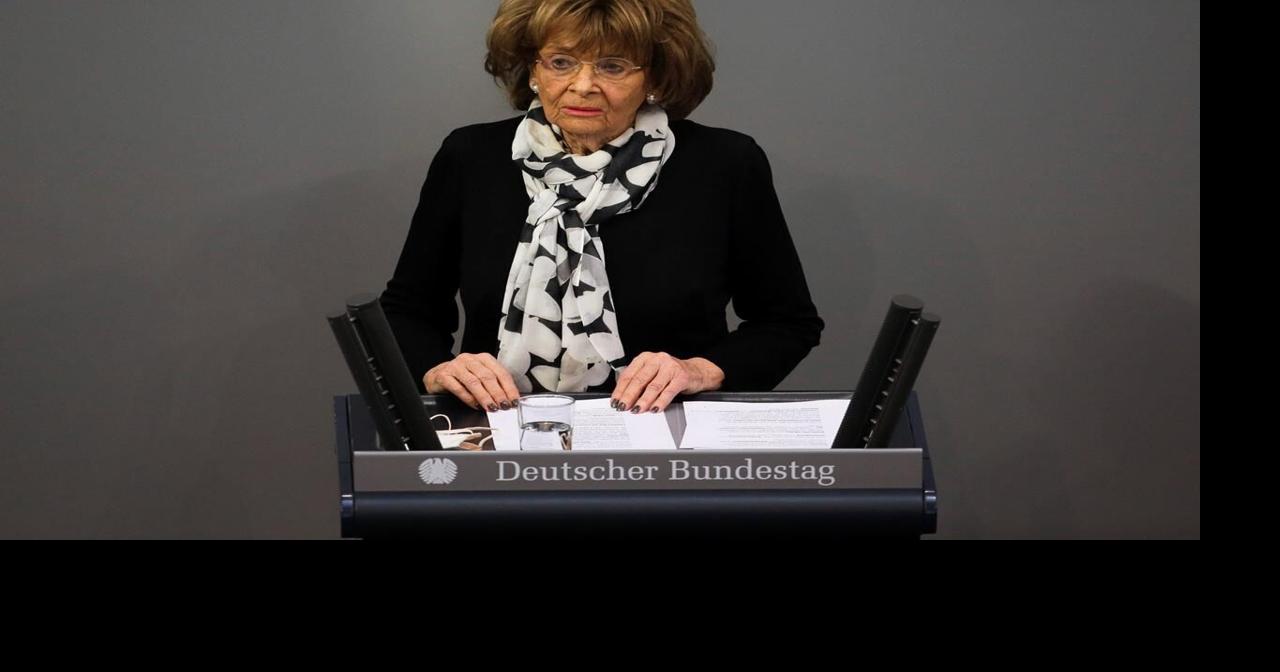 Germany remembers Auschwitz liberation in parliament