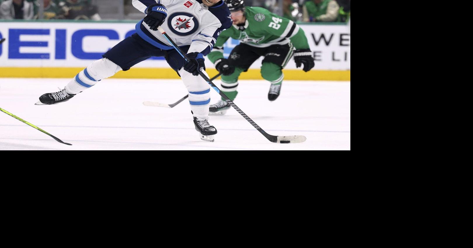 Winnipeg Jets sign forward Morgan Barron to two-year, US$3.7M extension