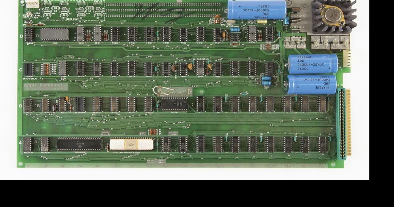 Vintage computer that helped launch the Apple empire is being sold at ...