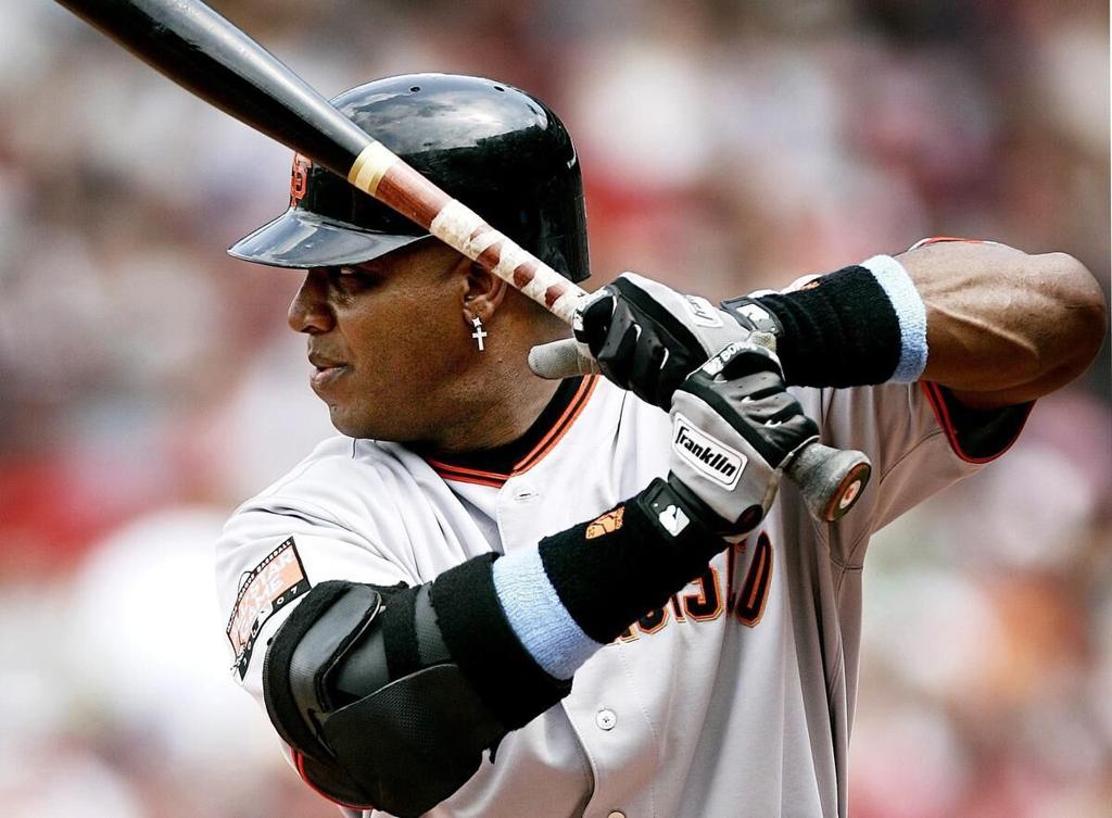 Barry Bonds, Roger Clemens should be in Hall of Fame: Ivan Rodriguez