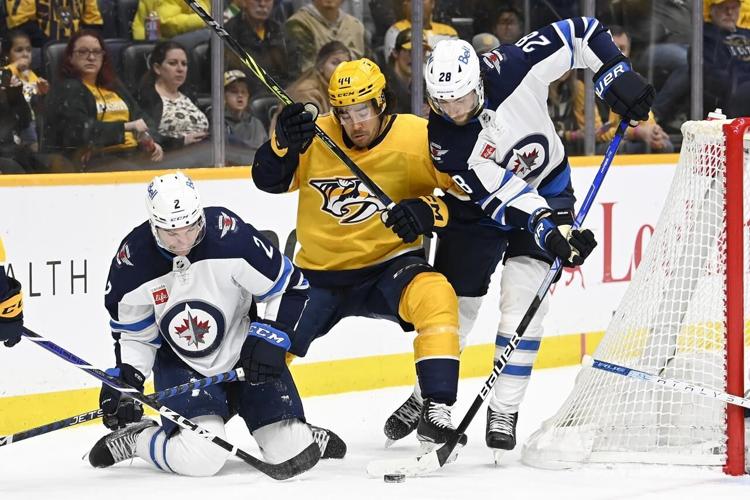 Pionk’s OT goal leads Jets over Predators 3-2