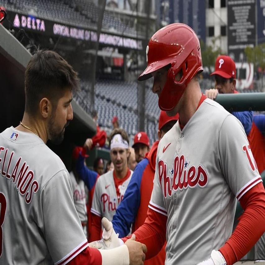 Hoskins hits 3-run double, Phillies beat Blue Jays 5-1