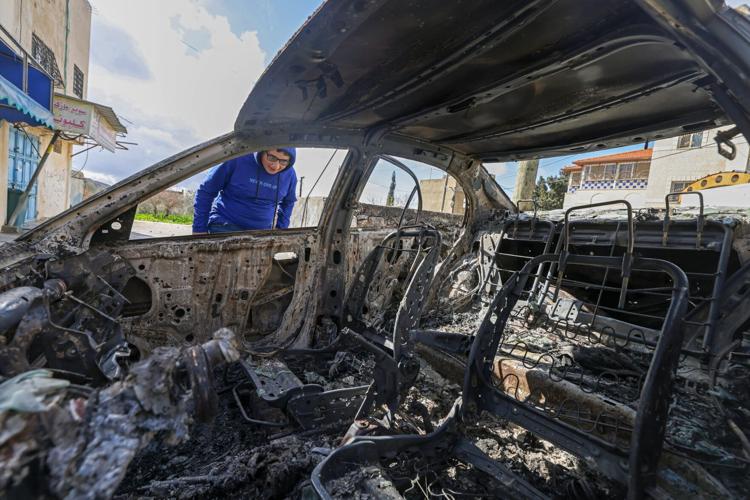 Israeli settlers smash cars and set fires in the West Bank as 4 ...