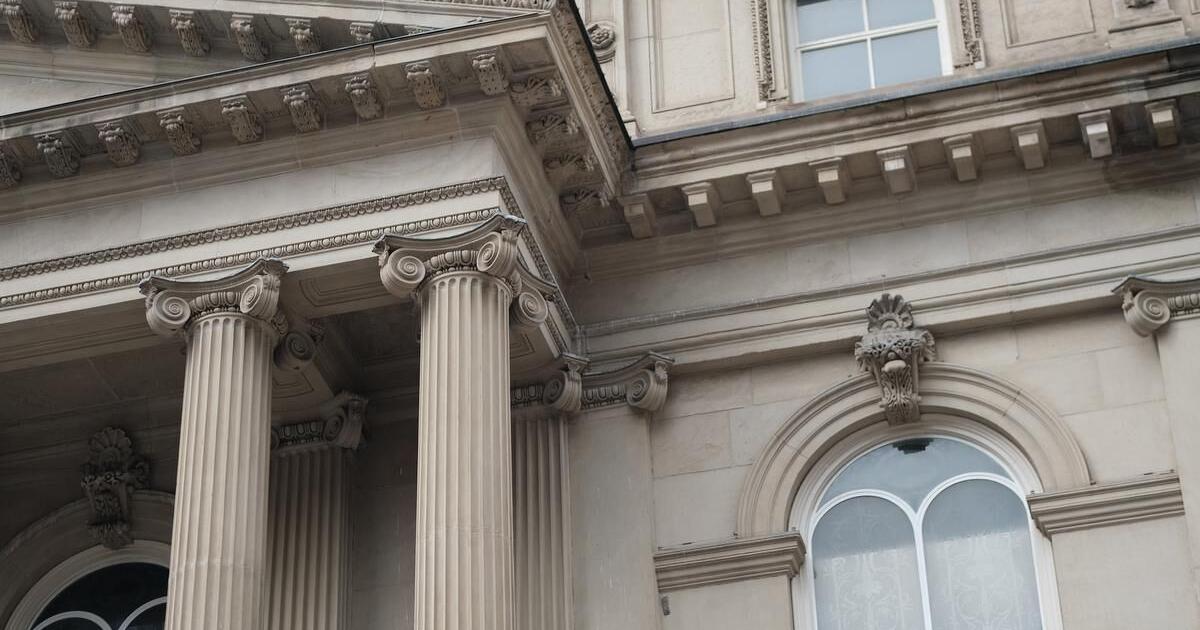 Seven years for attempted murder of pregnant ex girlfriend manifestly