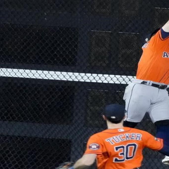 World Series: Catches by Chas McCormick and Trey Mancini Saved