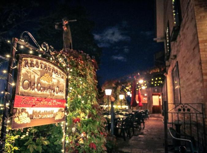 Unionville travel guide Restaurants, shopping, schnitzel