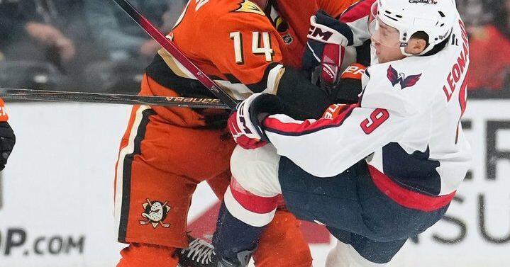 Capitals place goalie Charlie Lindgren, forward Ryan Leonard on injured reserve