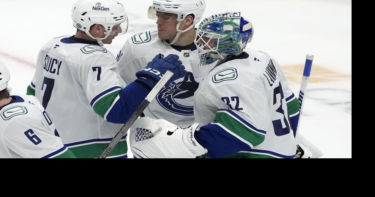 Seattle Kraken reacquire Daniel Sprong in a trade with the Vancouver Canucks