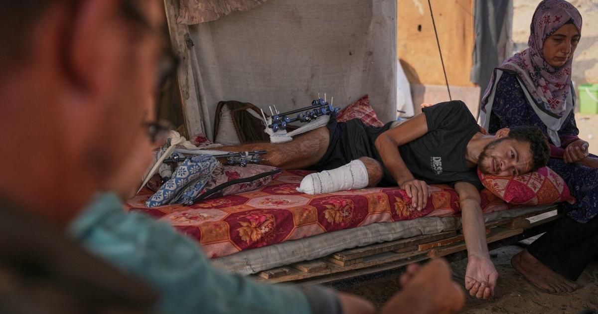 We're sorry. This image does not have any alternative text.