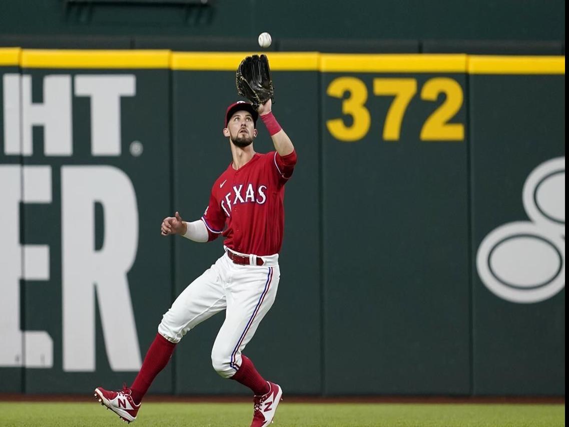 MLB players sporting above the knee pants : r/baseball