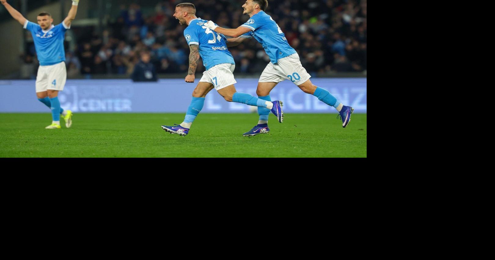 Napoli fights back twice in 2-2 draw with Roma. Donyell Malen gets another brace