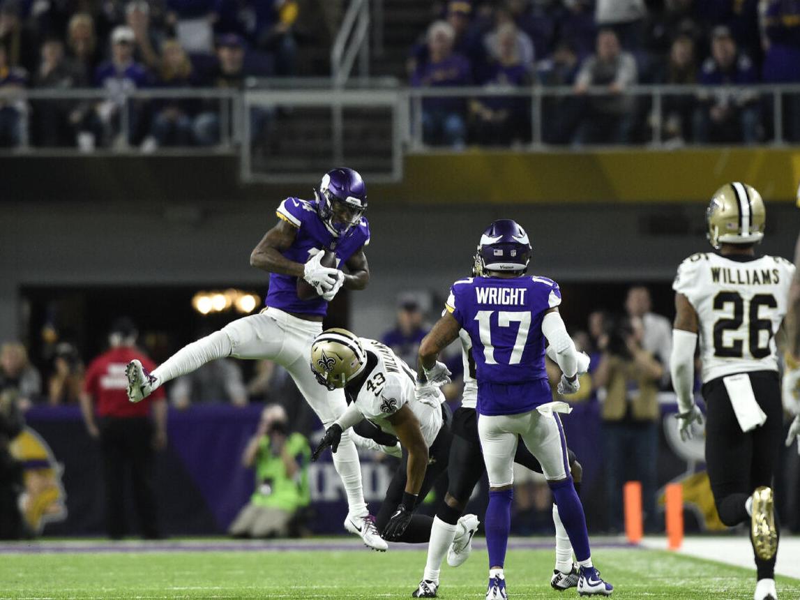 Diggs makes miraculous grab in Vikings win