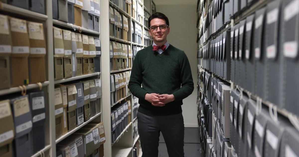 Long-lost Canadians: Why this Toronto man is being flooded with requests from U.S. about citizenship