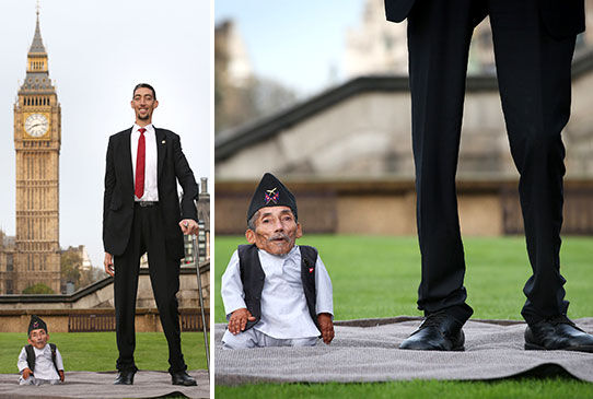 World's tallest and shortest men meet for first time