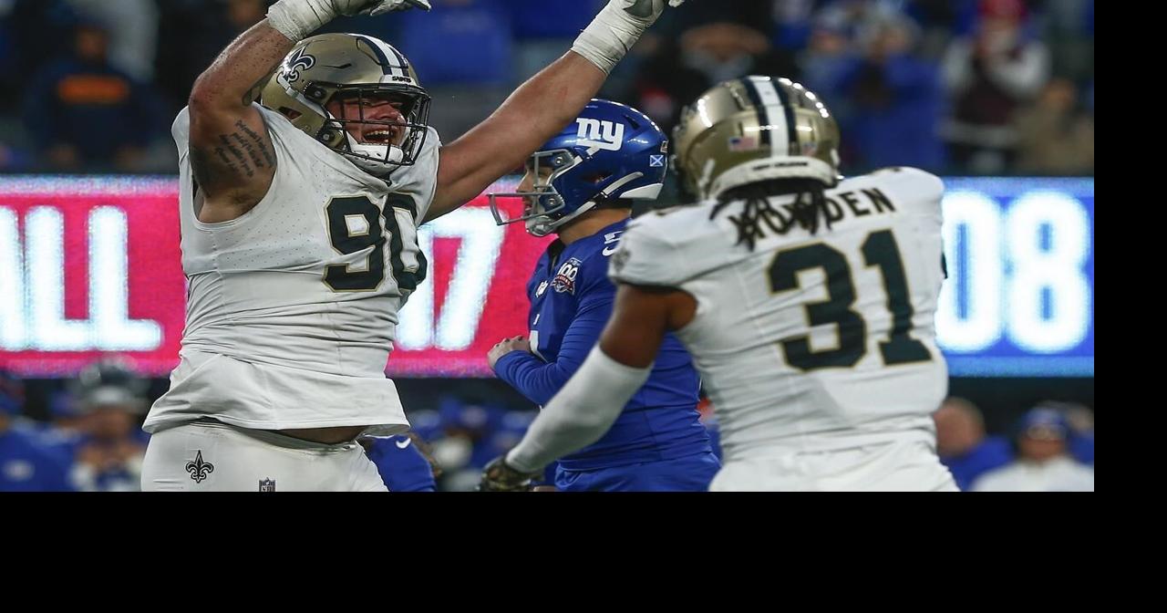 Bresee blocks potential tying FG and Saints hold on to beat Giants 14-11 after Carr is injured