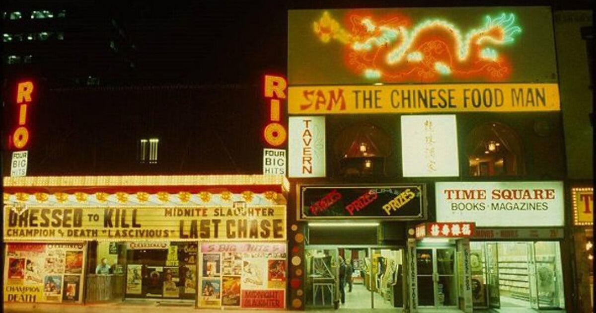 Should Toronto get a neon sign museum? All the signs are there