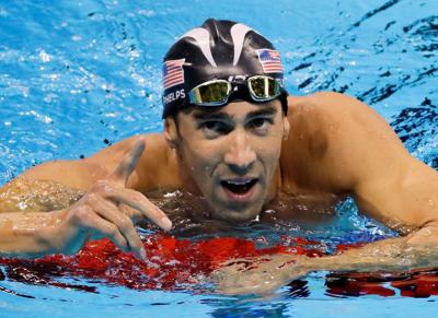 Baltimore Ravens swim with Michael Phelps, get lessons from the Olympic champion