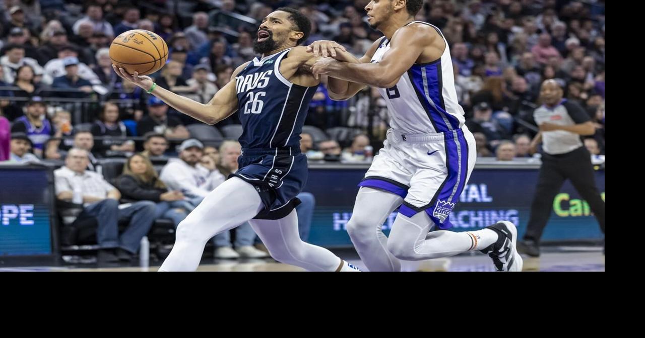 Fox has 33 points, Kings beat Mavericks 110-100 as Christie wins first after becoming interim coach
