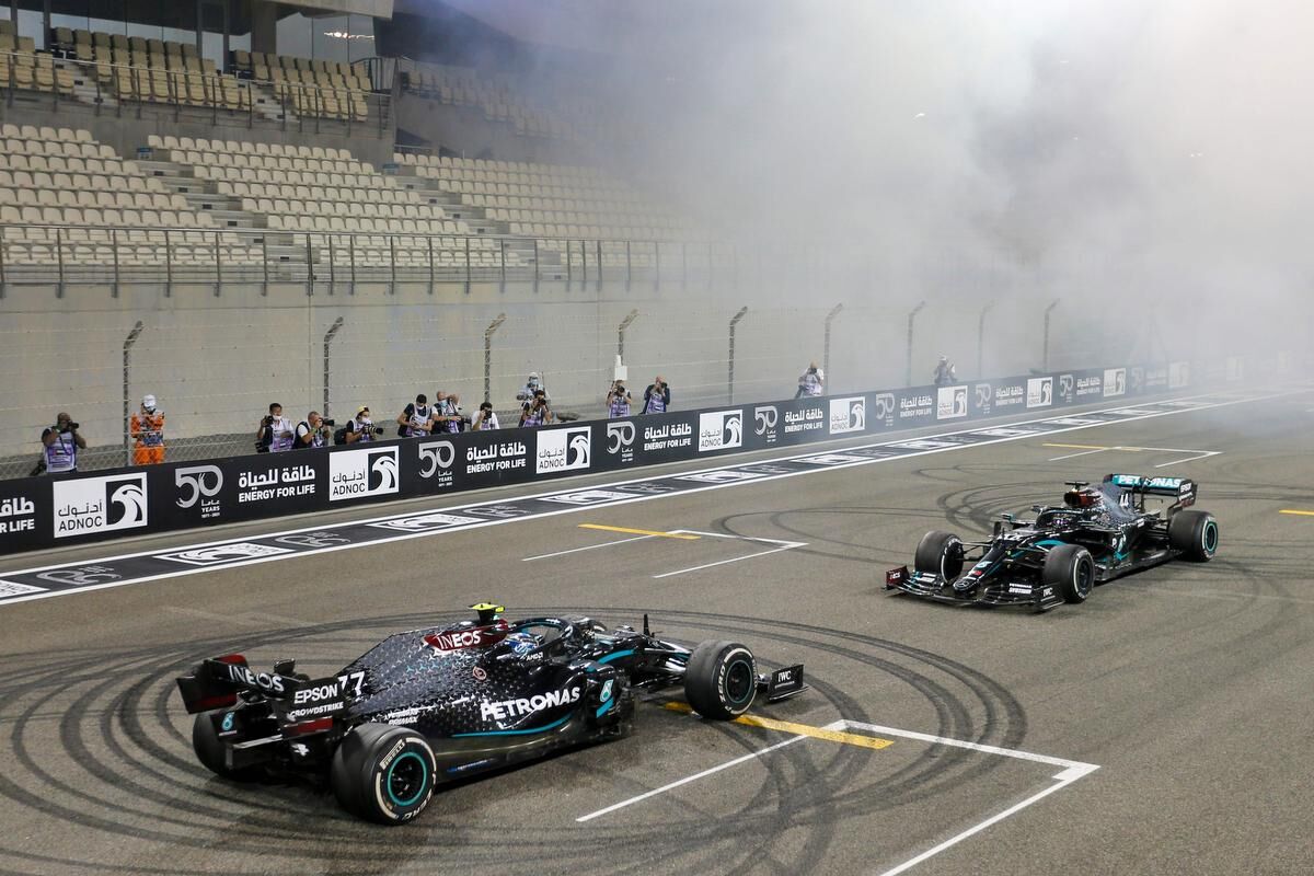 Racing Roundup: Hamilton was sick, shouldn't have raced