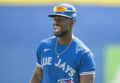Watch: Jonathan Davis is learning tons from new Blue Jays teammate