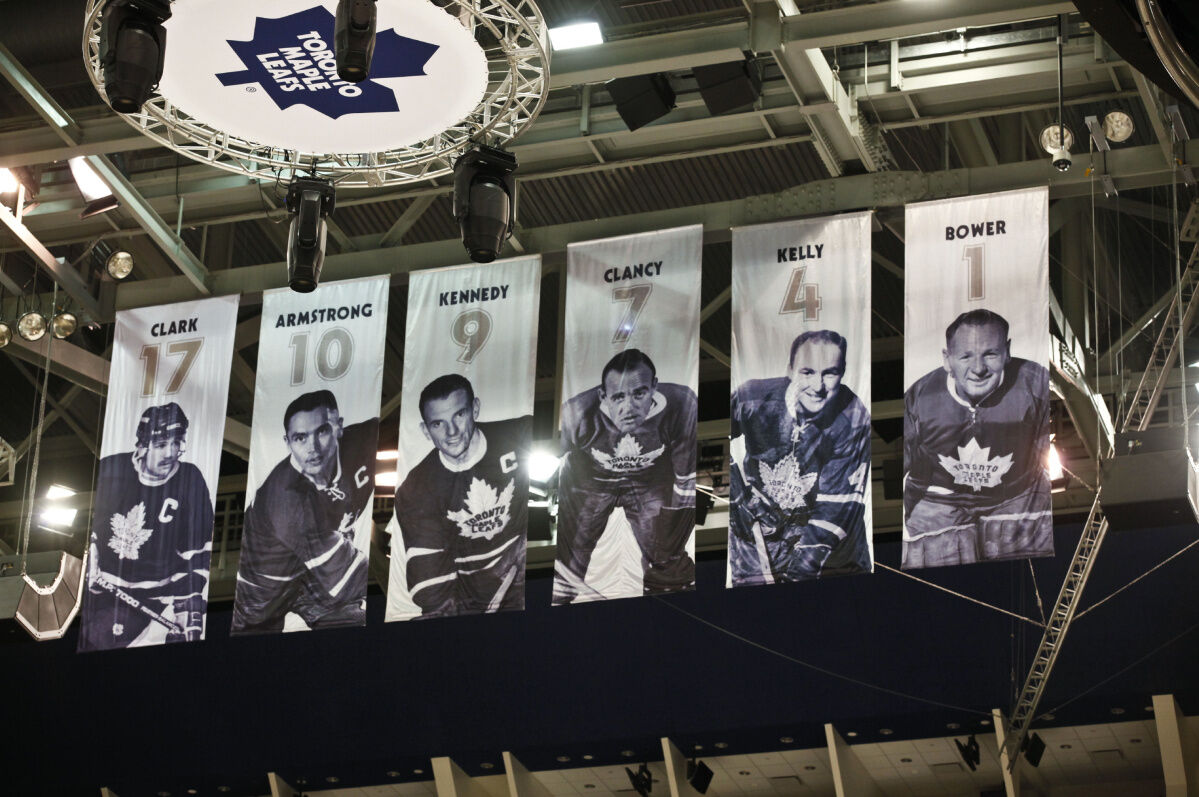 Maple leafs best sale retired numbers