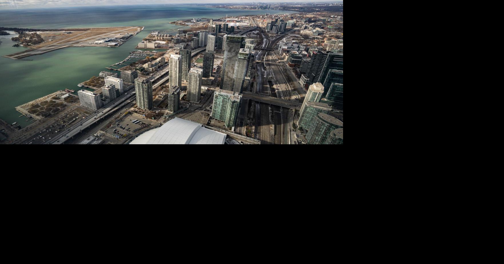 Olivia Chow urges Toronto residents to fight Doug Ford's land grab at Billy Bishop airport: 'Make some noise'