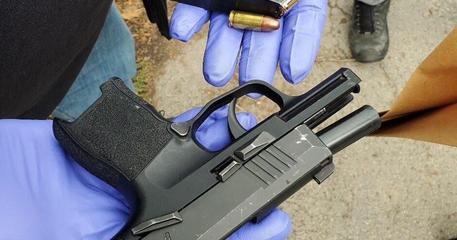 Police seize drugs and loaded handguns from stolen vehicle in Kitchener