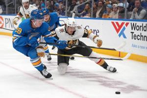 Schenn scores game-winning goal as Blues beat Golden Knights 4-3