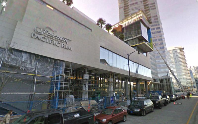 Police arrest man with gun in downtown Vancouver hotel