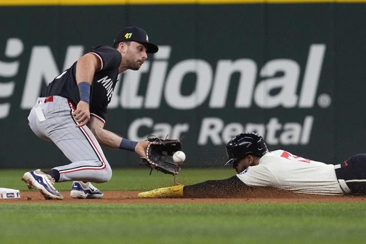 Carlos Santana puts the Twins ahead again, this time with 3-run HR in 4-3 win over Rangers