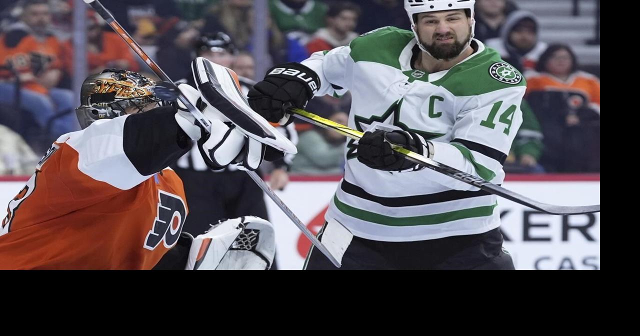 Stars win sixth straight with 4-1 victory over Flyers