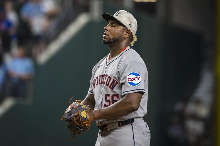 Astros' Ronel Blanco placed on injured list with elbow inflammation