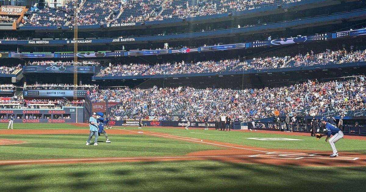 Opinion | Six rows up from first base. That was my dad Marty Starr’s Blue Jays home - Toronto Star