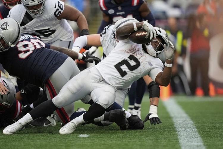 Raiders rookie Ashton Jeanty struggled in his NFL debut, but expectations remain high