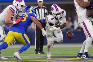 LB Nate Landman enters concussion protocol in latest injury setback for Rams