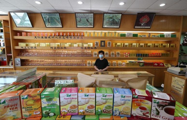 Chinese Rice Tea Toronto It was a must-see for every tourist, now a vibrant Toronto Chinatown is ...