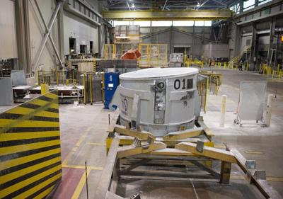 Major Quebec aluminum smelter announces $1.5B investment with new electricity deal