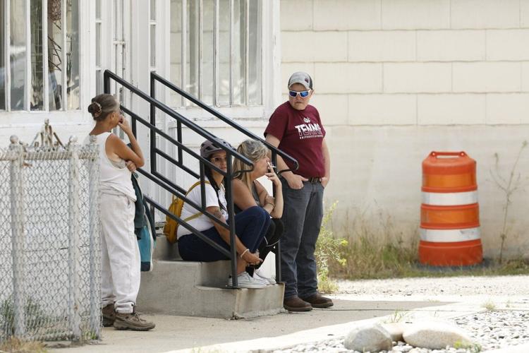 Officers scour mountainous area of Montana for ex-soldier suspected of ...