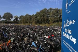 Solheim Cup fans arrive the Dutch way, with thousands of bikes at Bernardus Golf