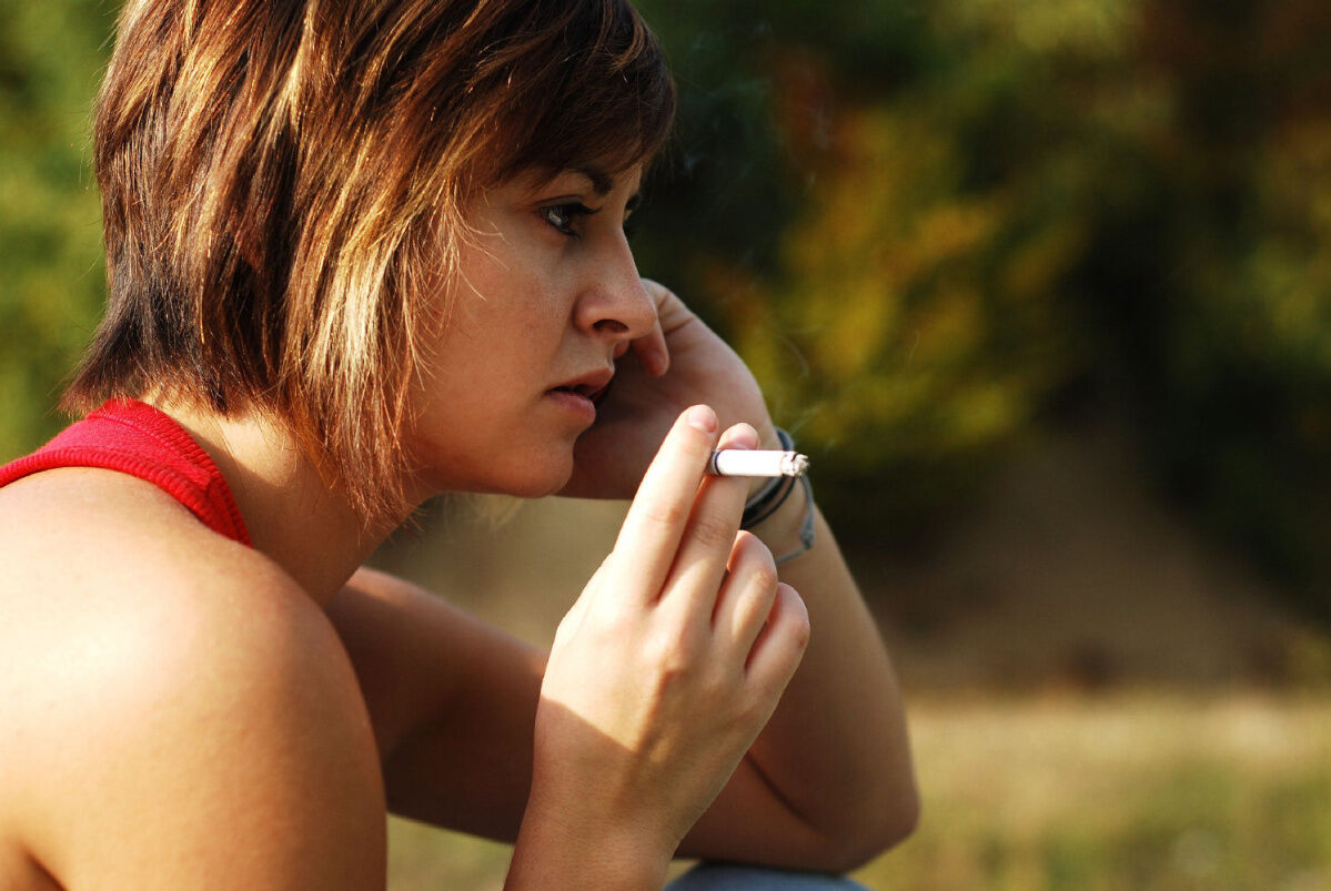 Quit smoking by 40, live nine years longer: Editorial