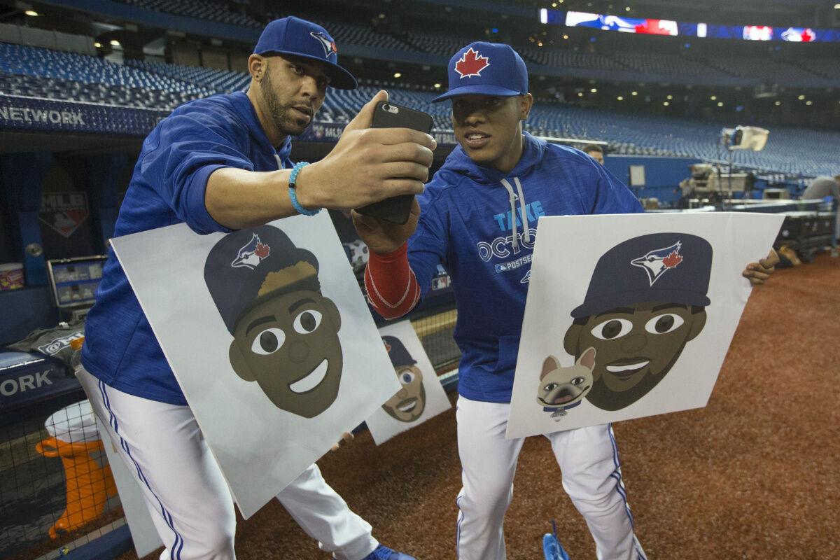 Blue Jays' David Price shows off emoji in advance of ALDS series
