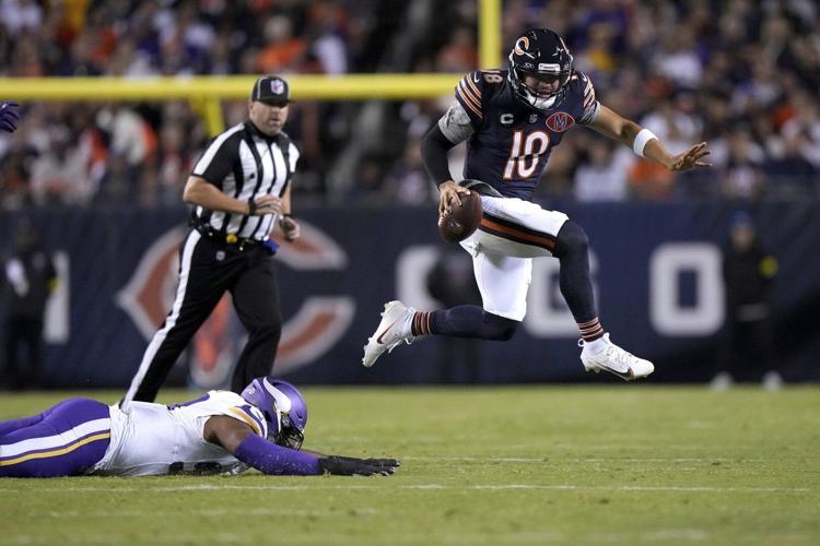 Bears QB Caleb Williams checking his footwork and passing fundamentals before facing the Lions