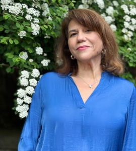 Elizabeth Renzetti