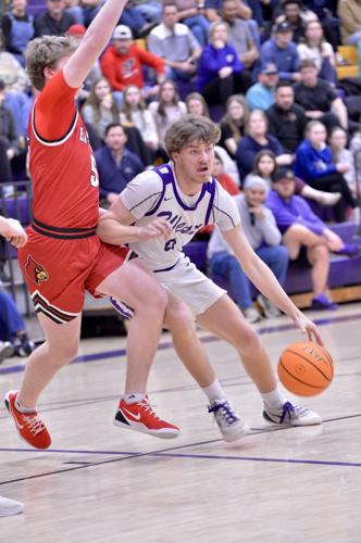 Charlie Reeves Anderson powers West Stokes past East Surry | Sports | thestokesnews.com