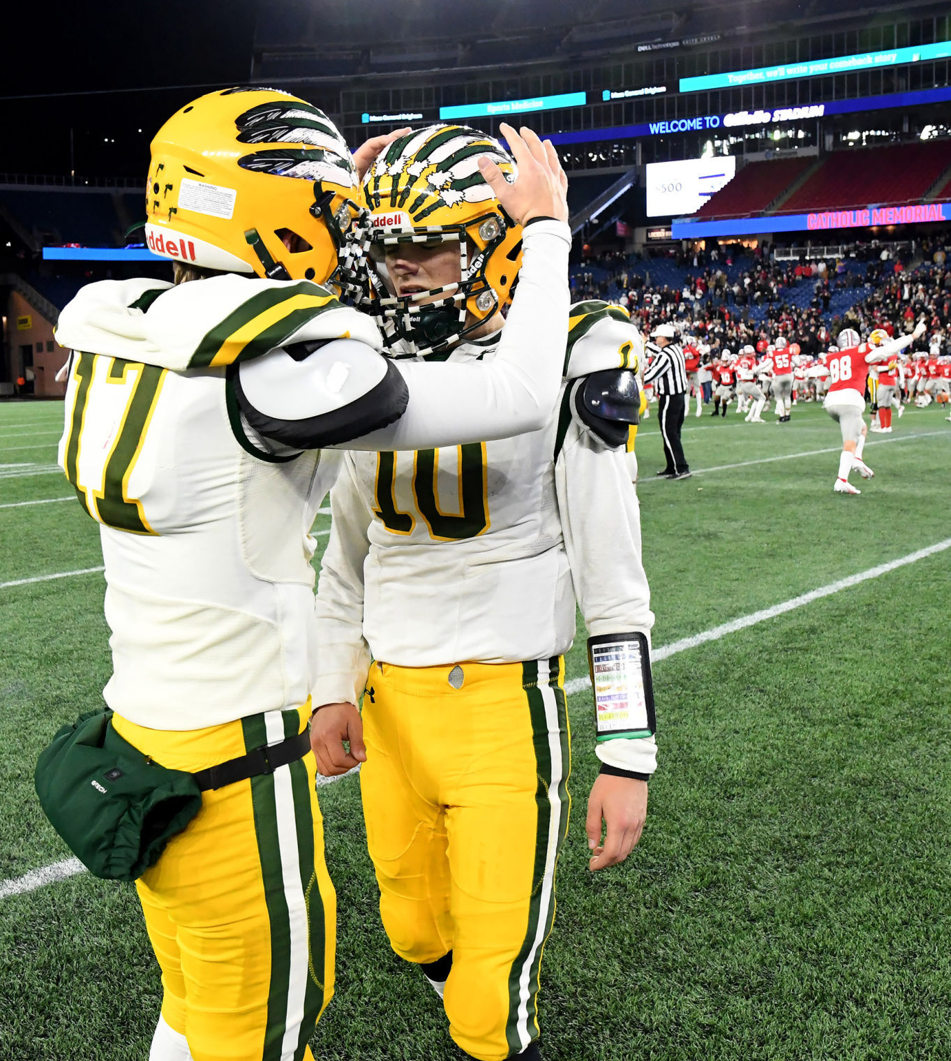 King Philip Vs. Catholic Memorial In MIAA Div. 2 Super Bowl ...