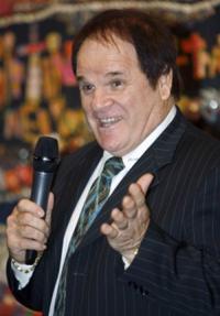 Pete Rose And Fiancée Looking For New Hit On Reality Show