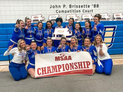 2022-03-08-tsc-spt-AHS-cheerleaders