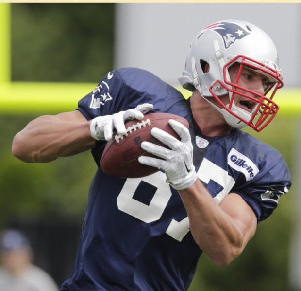 15 Things We'll Inevitably See on Rob Gronkowski's New Instagram