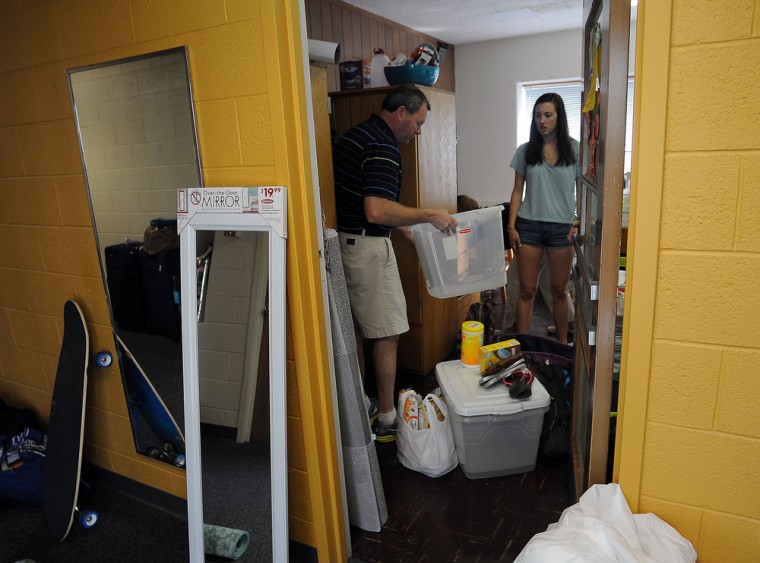 Wheaton College Move In Day Gallery