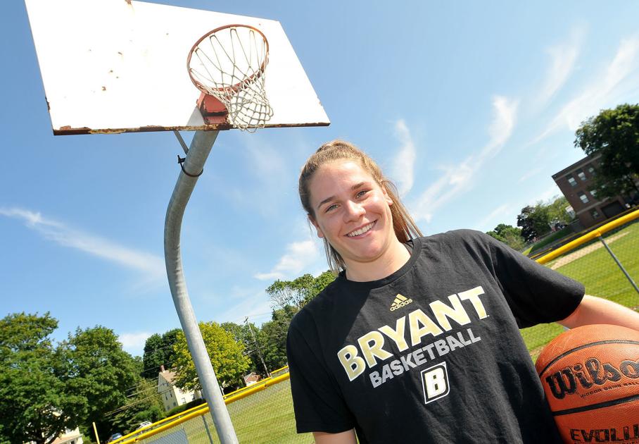 Sharp Shooter Foxboro S Gallagher To Hold Court At Bryant Local